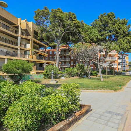 Txingudi - Only Families Apartment Кембрилс Екстериор снимка